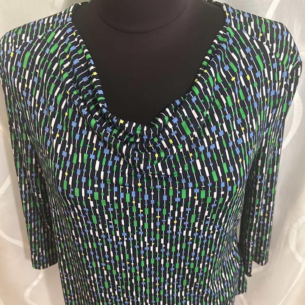 Liz Claiborne, Colorful Print, 3/4 Sleeve Top, Size LP - Picture 2 of 7